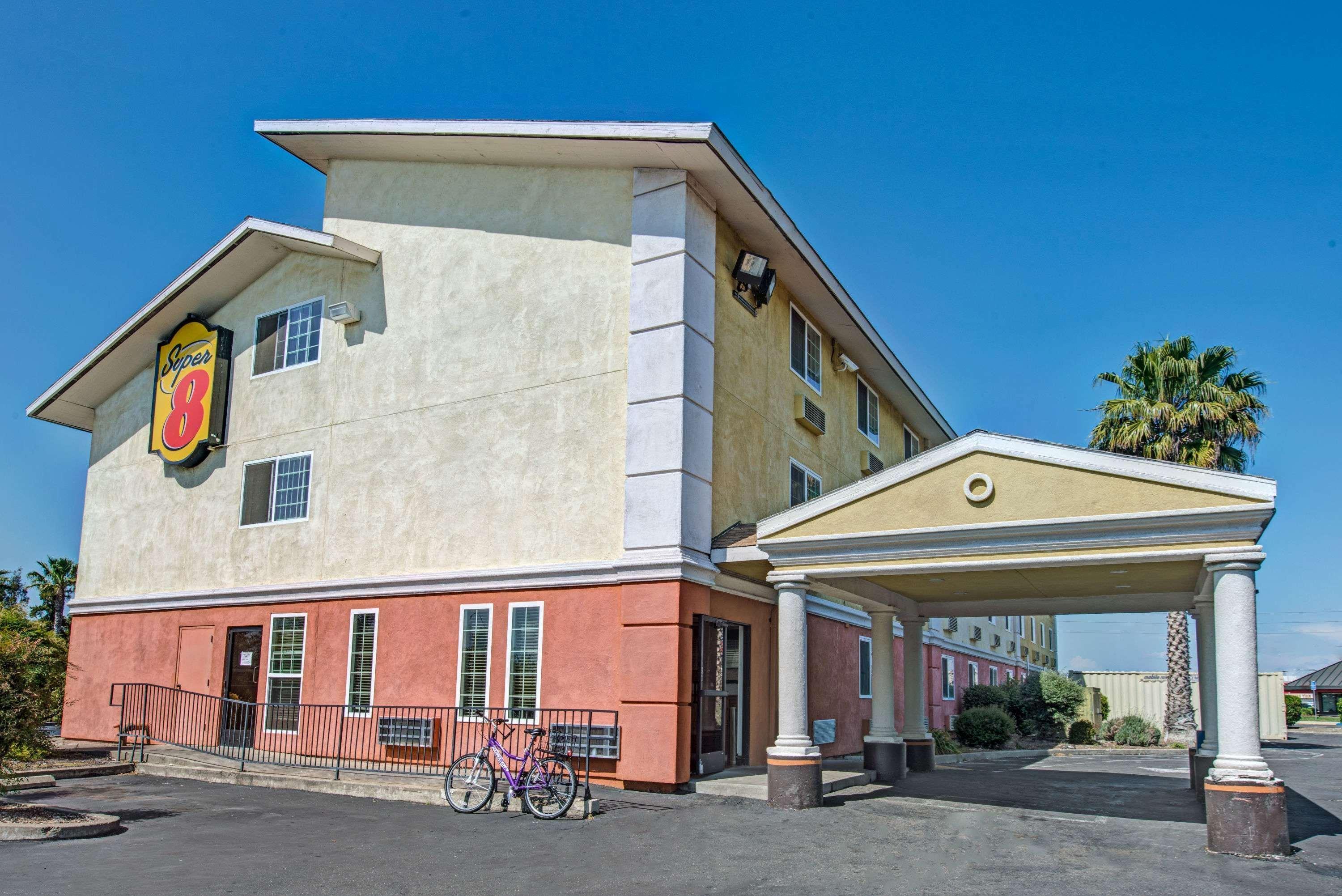 Super 8 By Wyndham Sacramento/Florin Rd Hotel Freeport Bagian luar foto