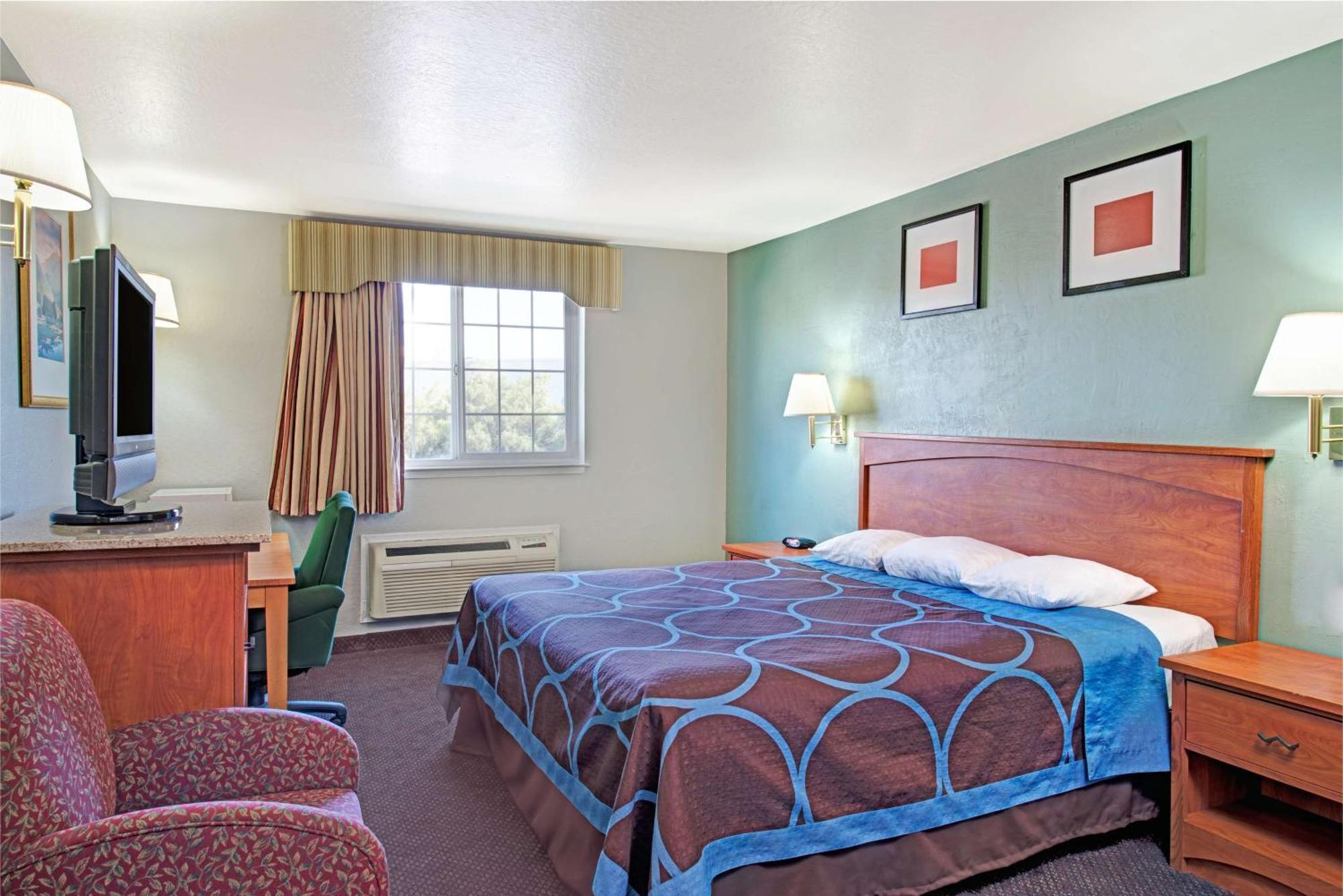 Super 8 By Wyndham Sacramento/Florin Rd Hotel Freeport Bagian luar foto