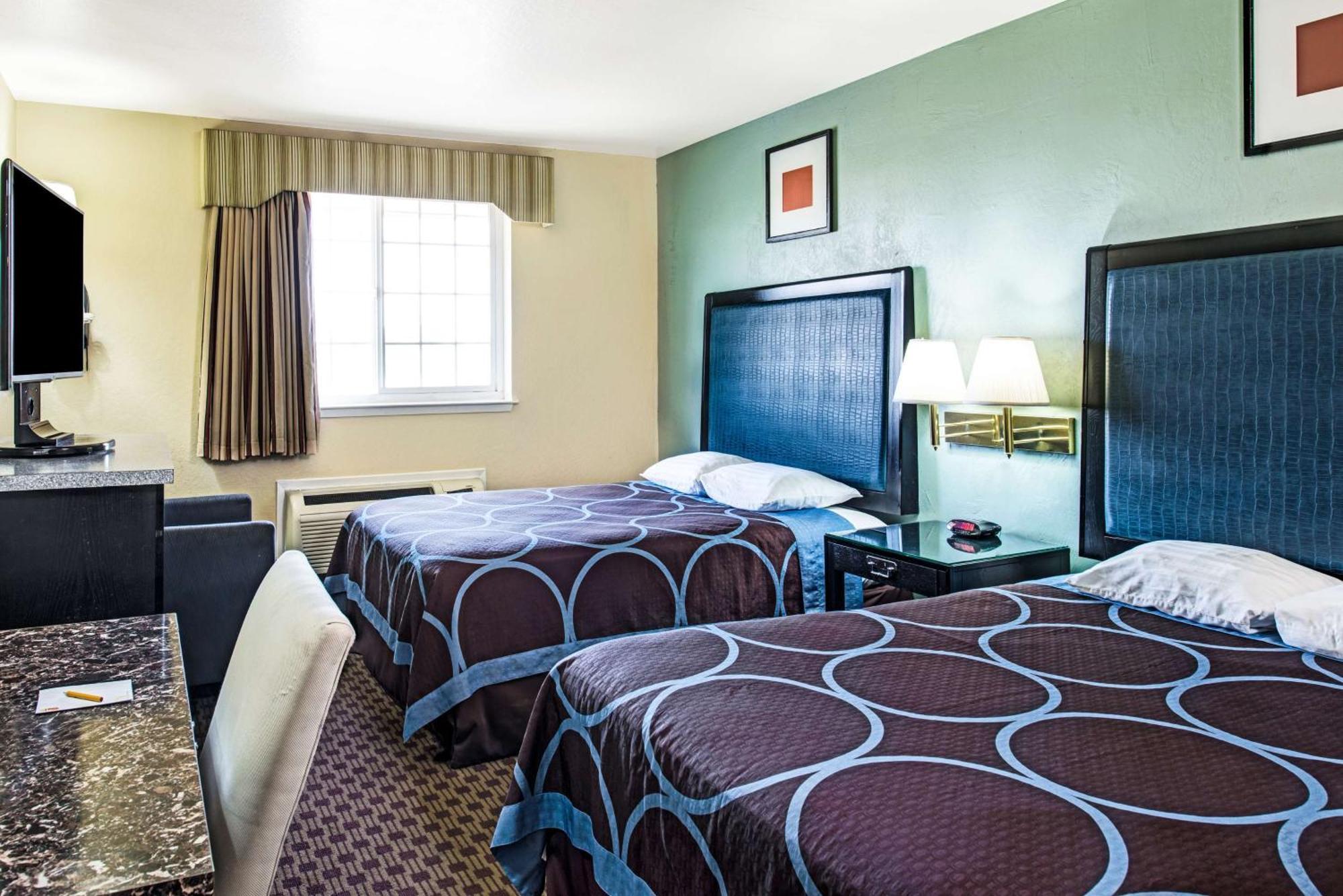 Super 8 By Wyndham Sacramento/Florin Rd Hotel Freeport Bagian luar foto