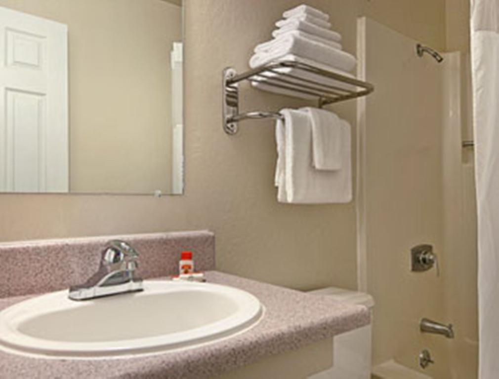 Super 8 By Wyndham Sacramento/Florin Rd Hotel Freeport Ruang foto